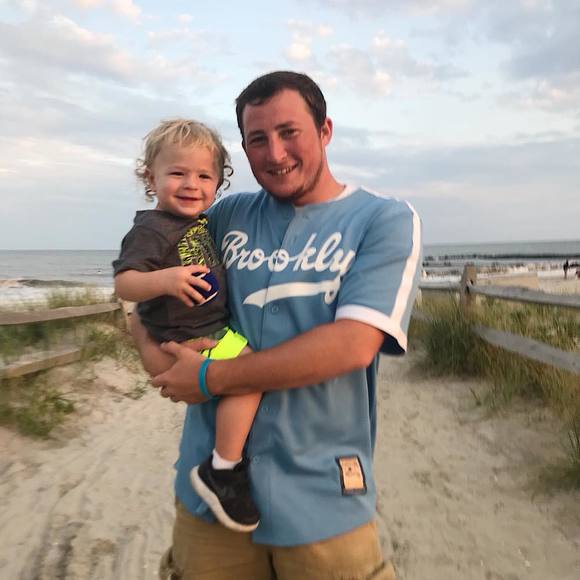 Meet your Posher, Chris - Picture 1 of 1